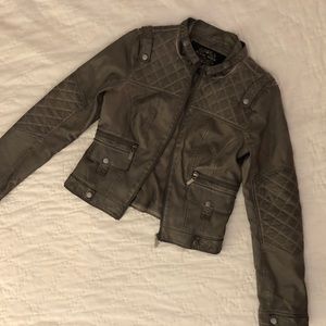 Leather Jacket Olive Green high Quality worn twice